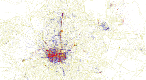 Mapa de las fotos tomadas en Madrid por turistas y autóctonos elaborado por Eric Fischer